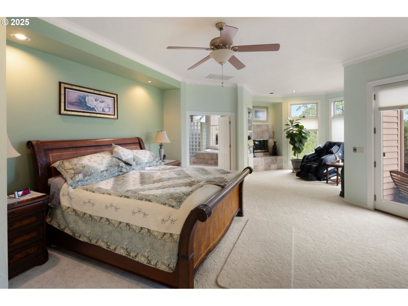 Bedroom, Owner's Suite