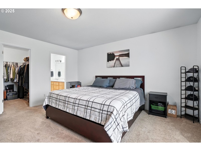 Bedroom, Primary