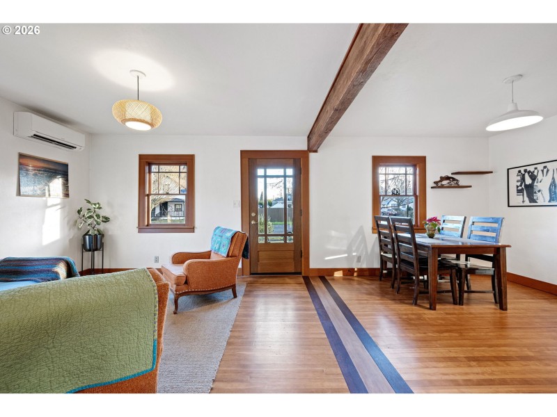 Living Room/Dining Room