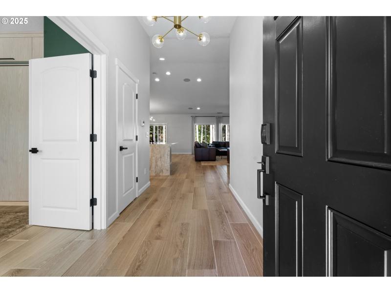 Entrance/Foyer