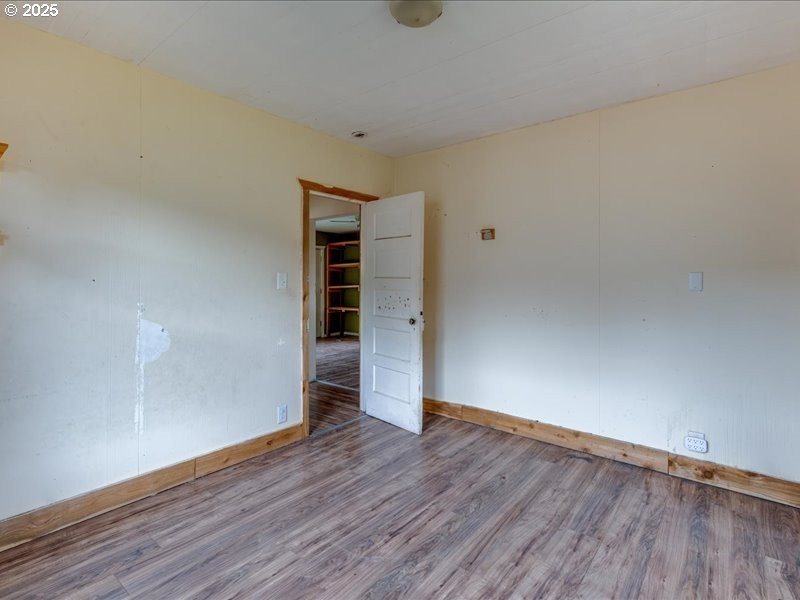 Bedroom, Primary