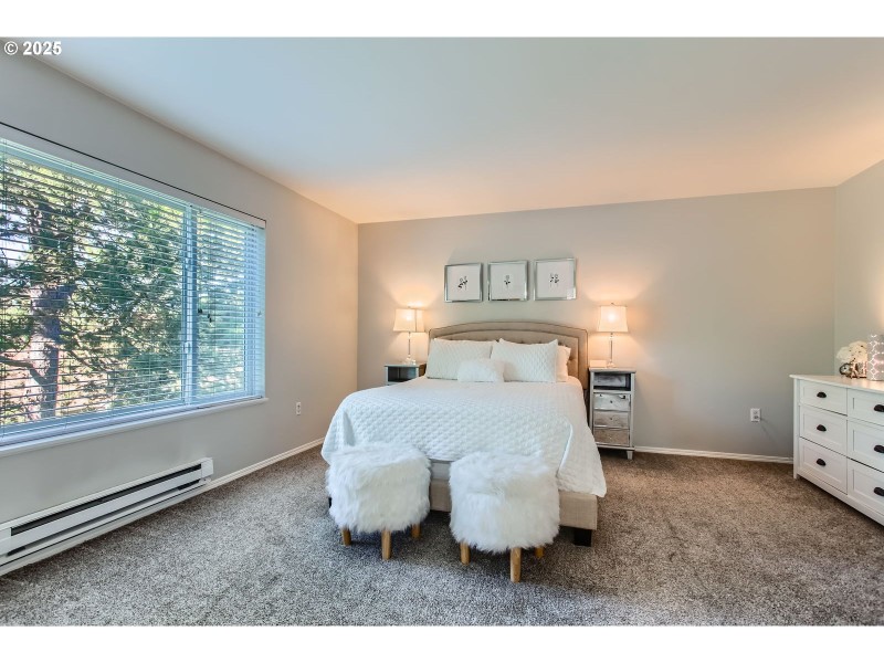 Bedroom, Primary