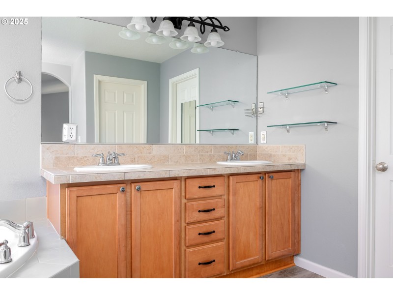 Bathroom, Attached
