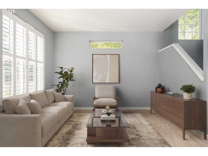 Living Room/Entrance