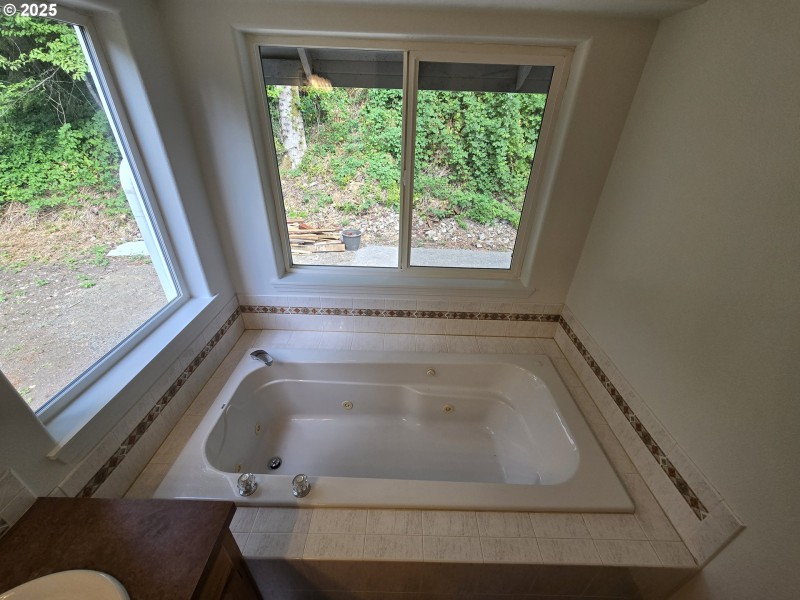 Owner's Suite Bathroom