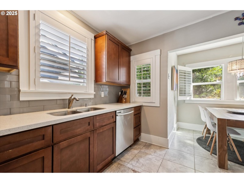 Kitchen/Nook