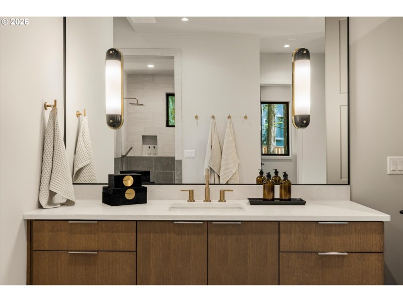 Owner's Suite Bathroom