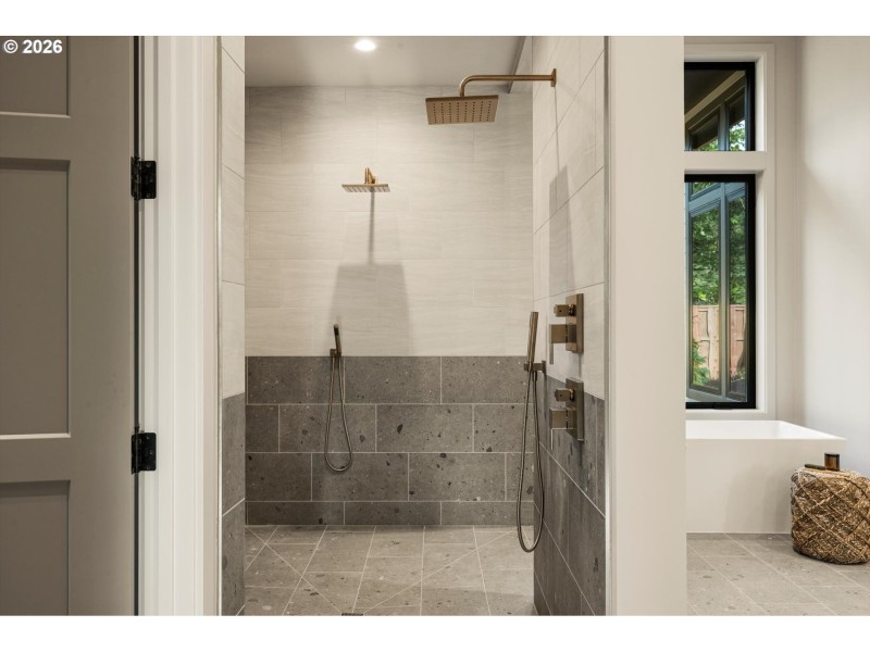 Owner's Suite Bathroom