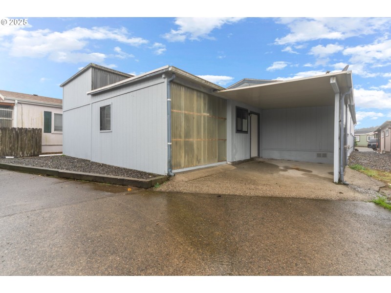 Carport
