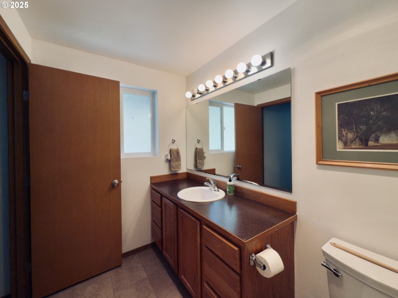 Owner's Suite Bathroom