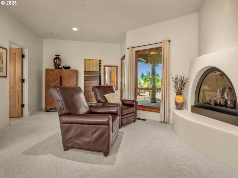Bedroom, Primary