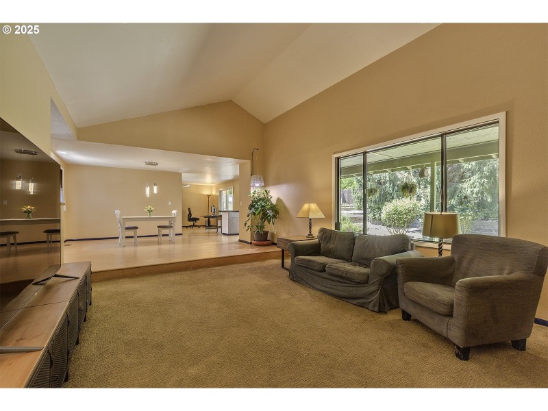Living Room/Dining Room