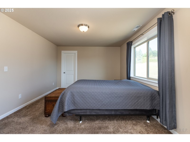 Bedroom, Primary