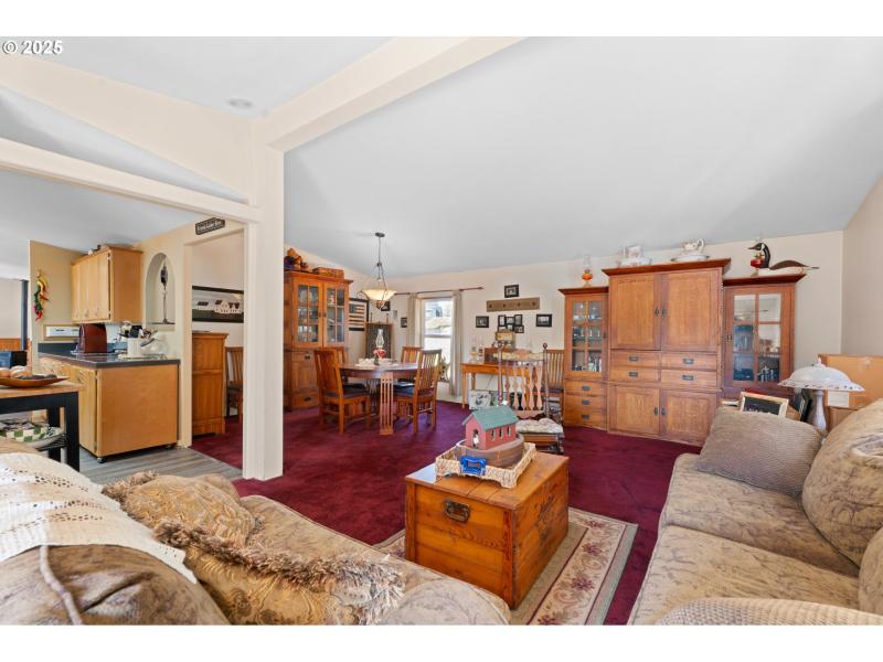 Living Room/Dining Room