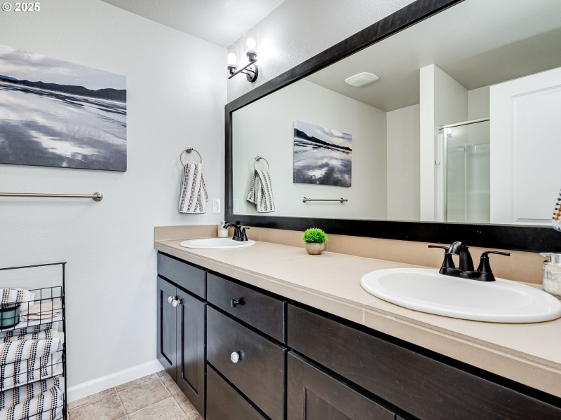 Bathroom, Attached