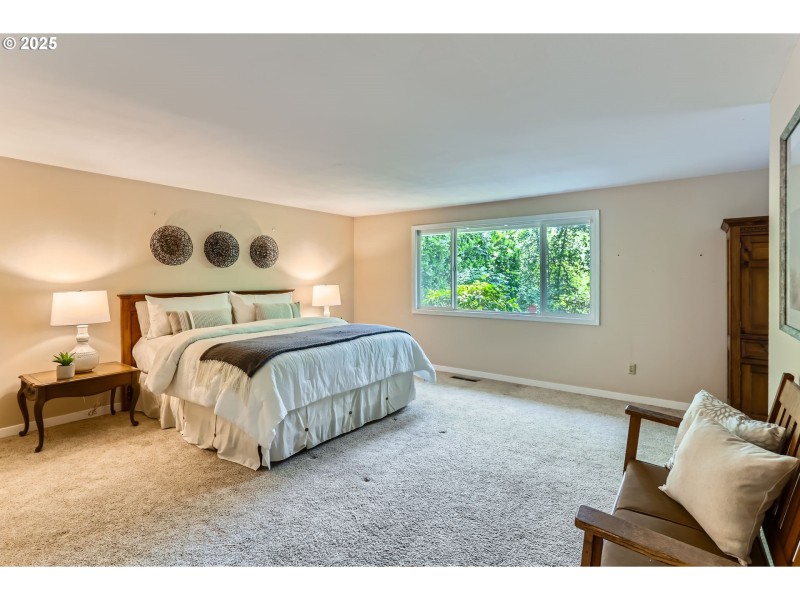 Bedroom, Owner's Suite