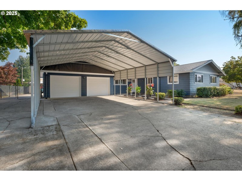Carport