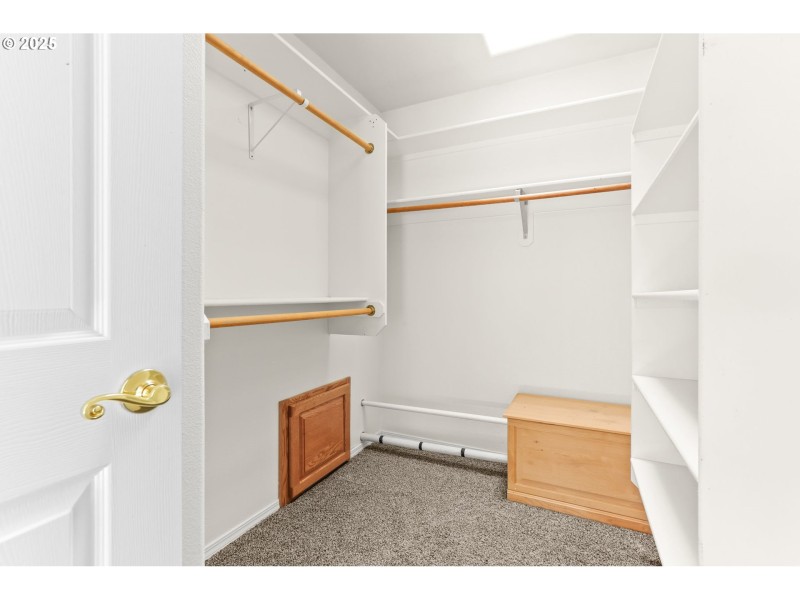 Bedroom, Owner's Suite