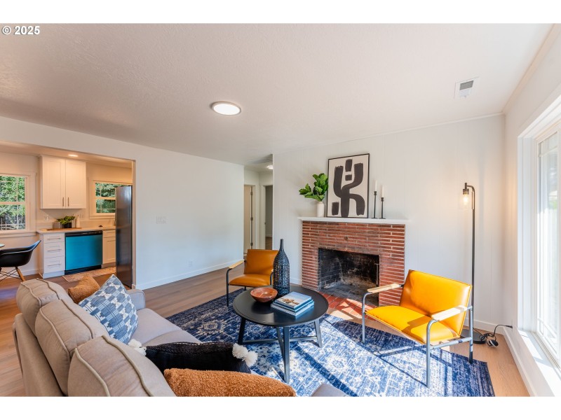 Kitchen/Living Room