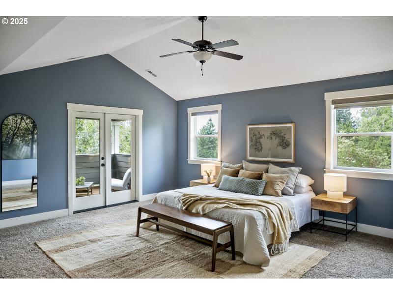 Bedroom, Primary