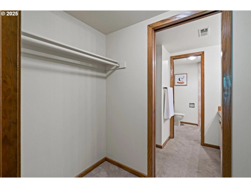 Bedroom, Primary