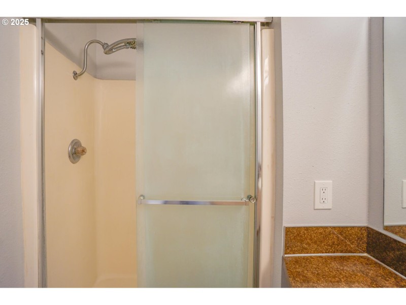 Bathroom, Attached