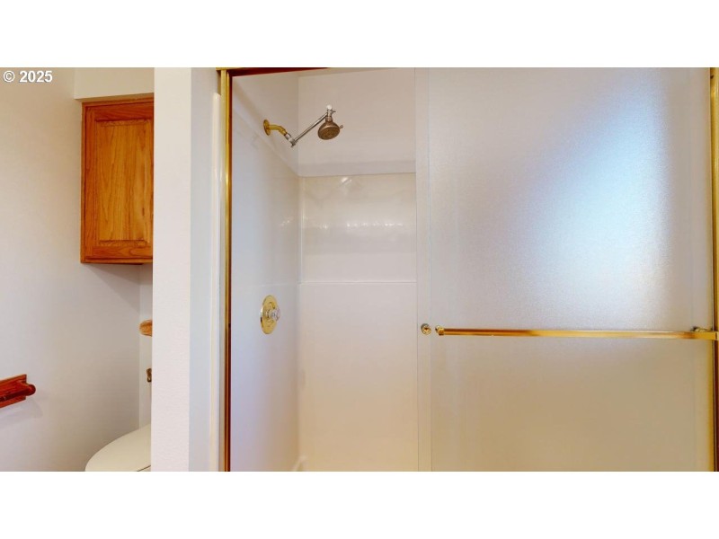 Bathroom, Attached