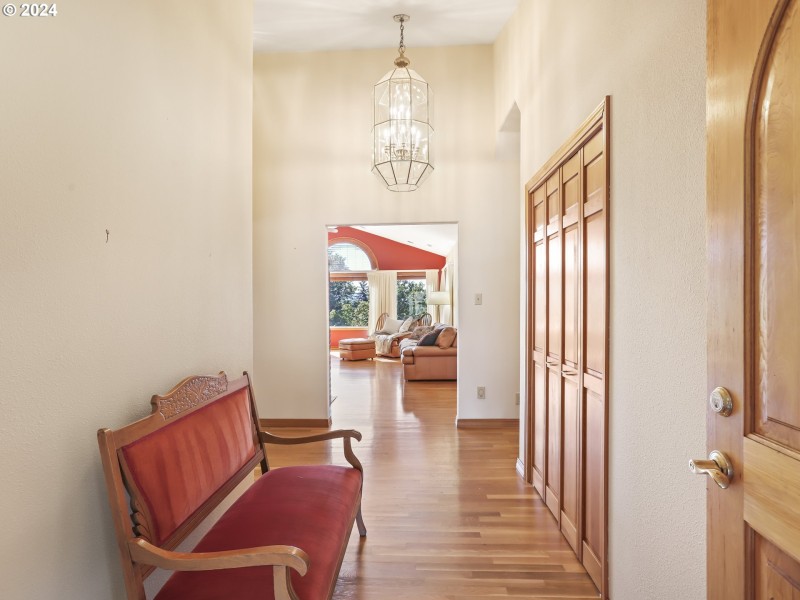 Entrance/Foyer