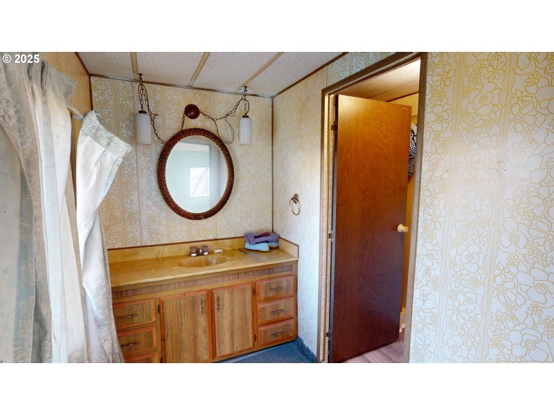 Bedroom, Owner's Suite