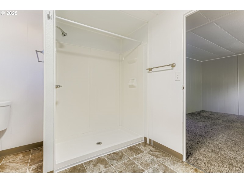 Bathroom, Attached