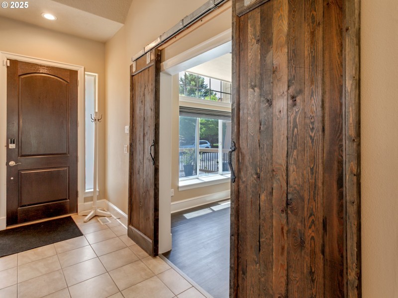 Entrance/Foyer