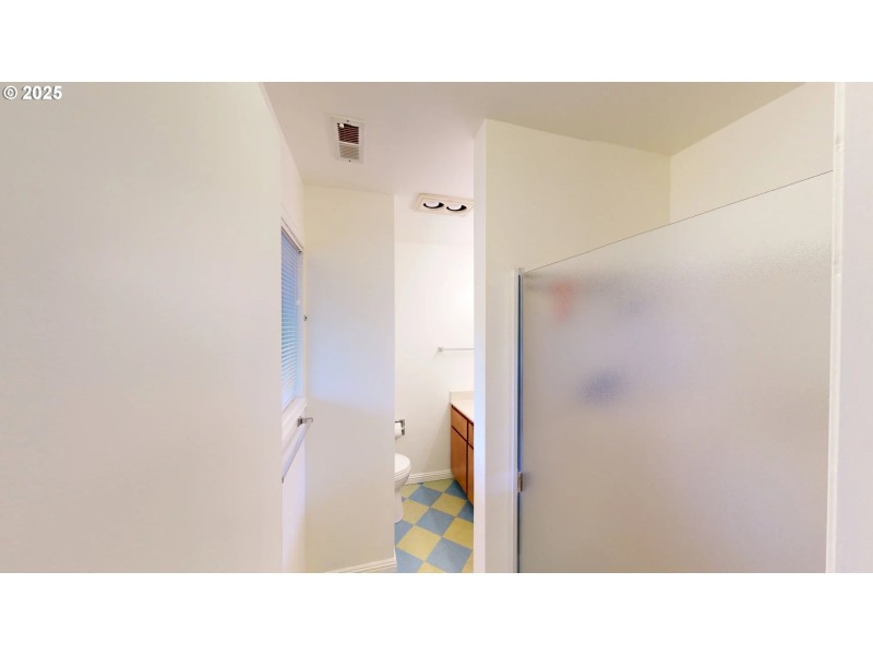 Bathroom, Attached