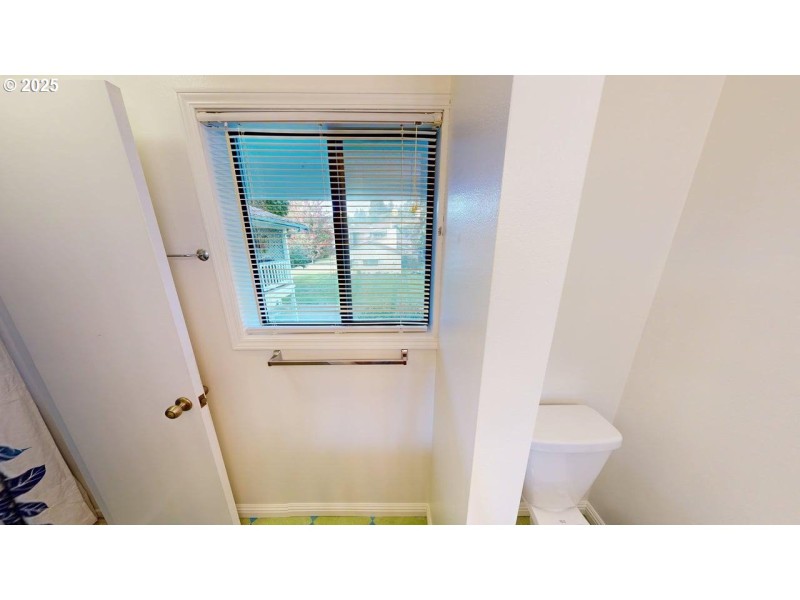 Bathroom, Attached