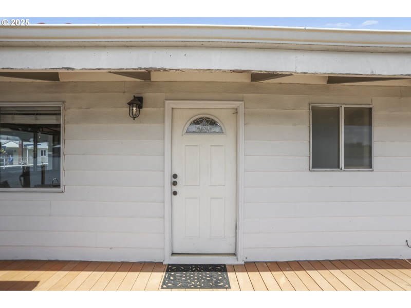 Entrance/Foyer