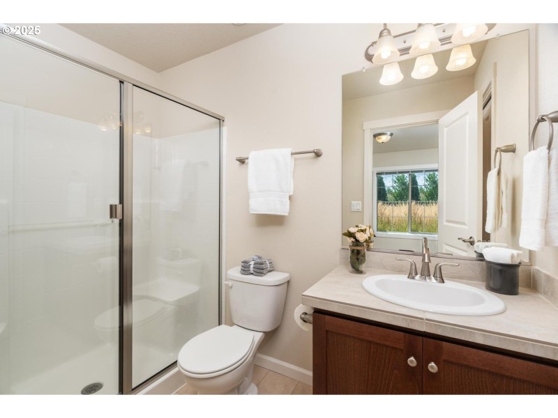 Bathroom, Attached