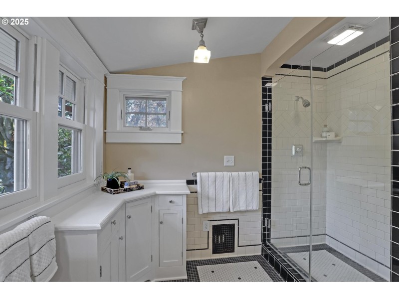 Owner's Suite Bathroom