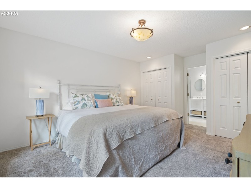 Bedroom, Owner's Suite