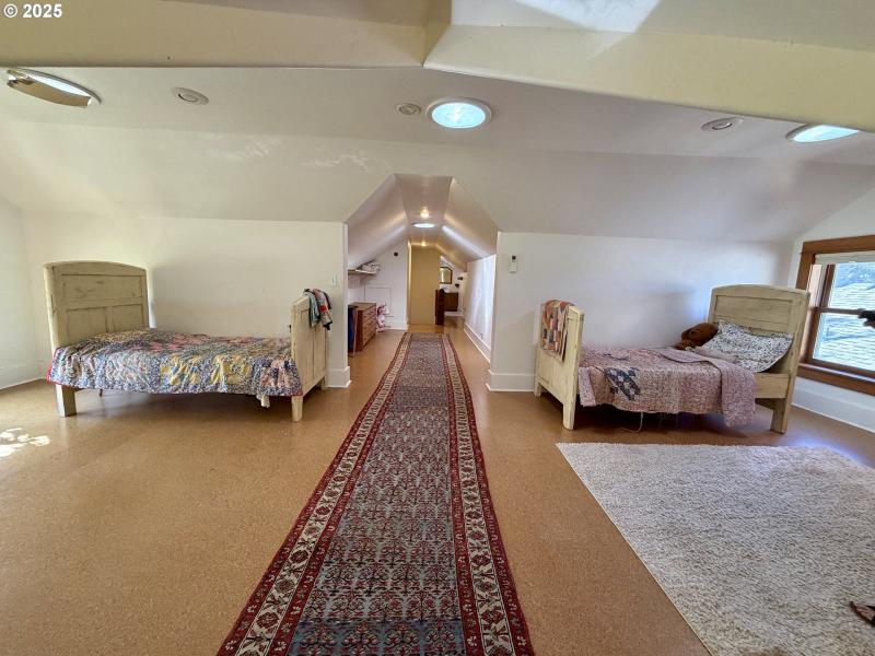 Bedroom, Owner's Suite