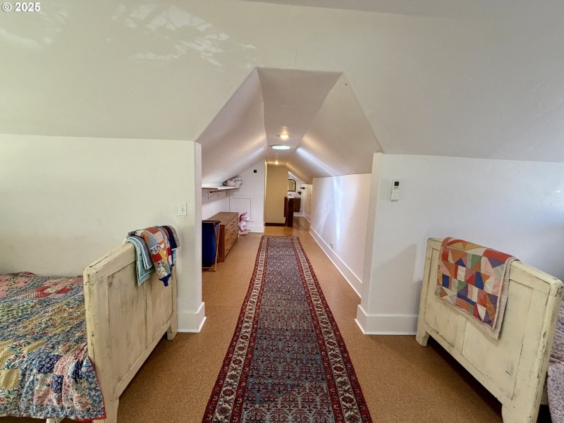 Bedroom, Owner's Suite