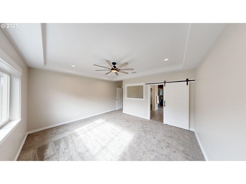 Bedroom, Primary