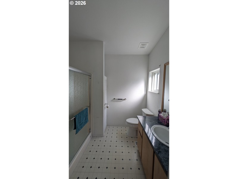 Owner's Suite Bathroom