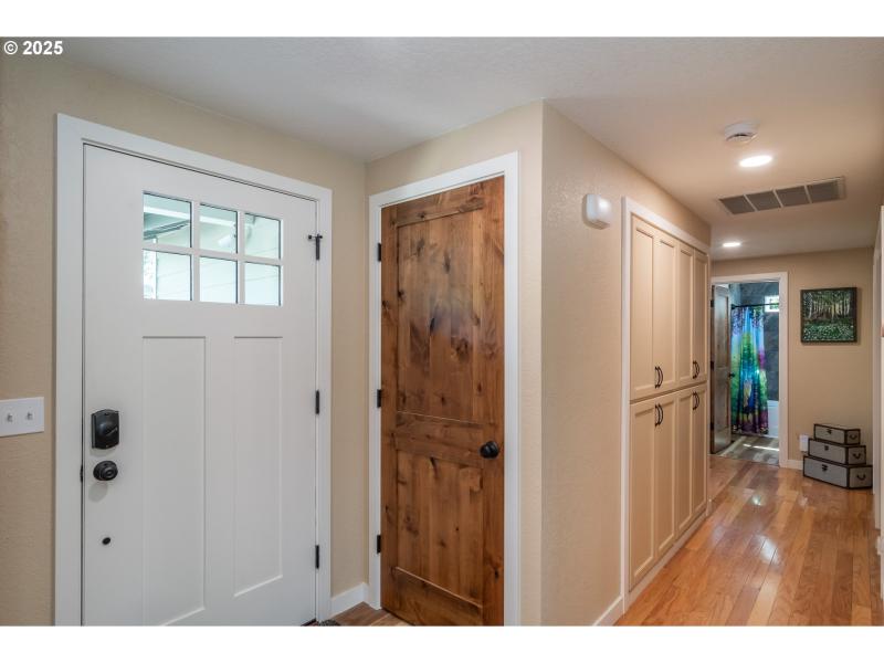 Entrance/Foyer