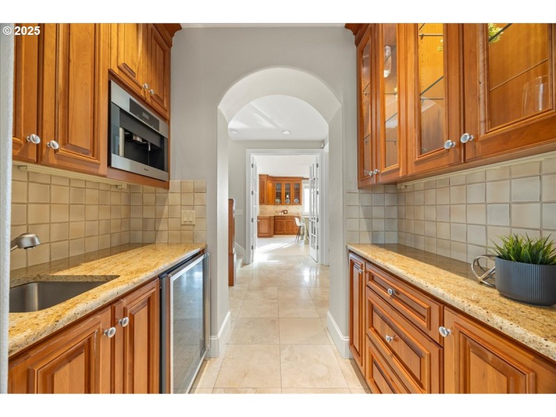 Butler's Pantry