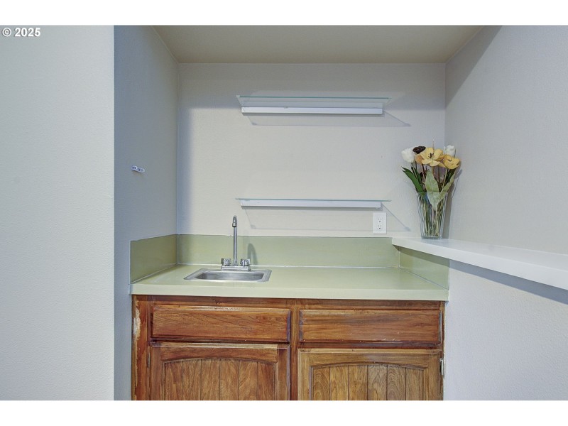 Wet Bar