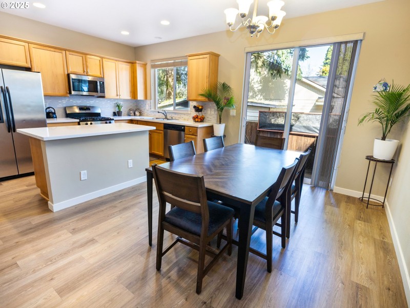 Kitchen/Dining Room