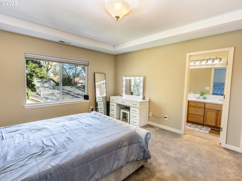 Bedroom, Owner's Suite