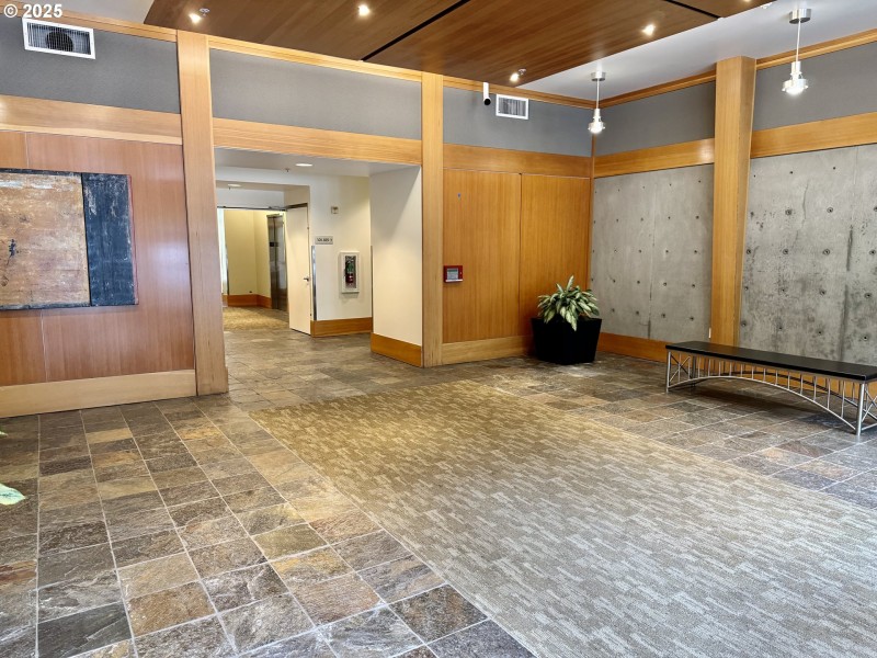 Entrance/Foyer
