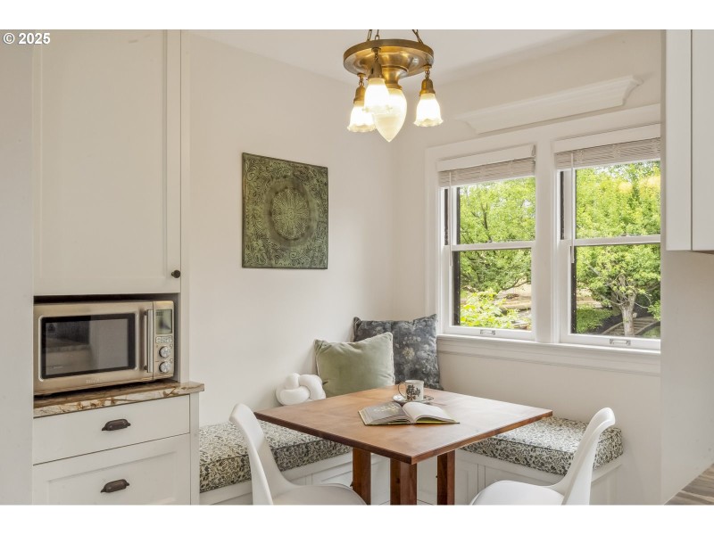 Kitchen/Nook