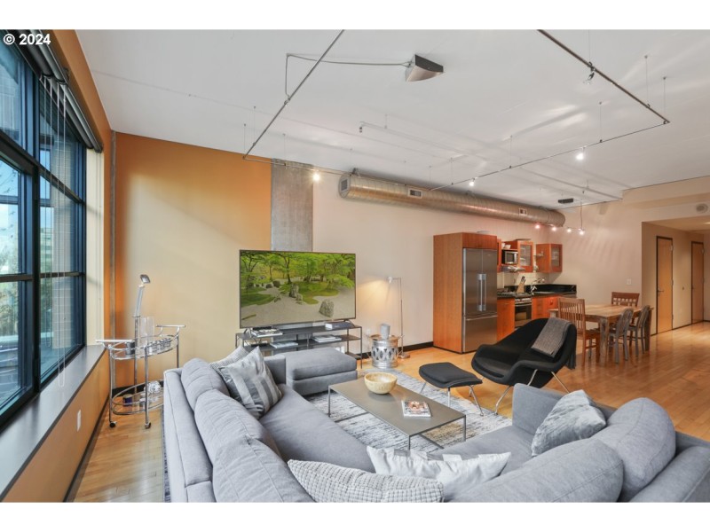 Living Room/Dining Room