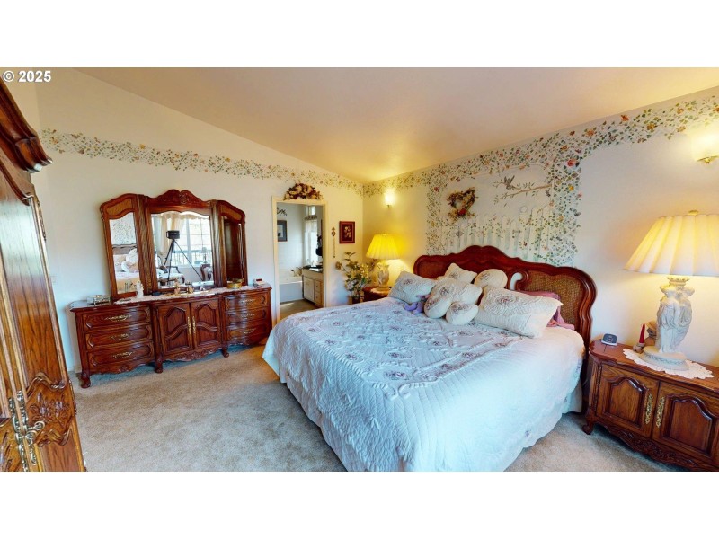 Owner's Suite Bedroom